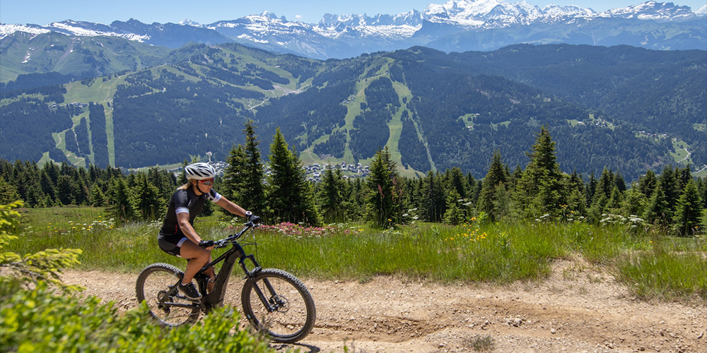 Les Gets E-biking