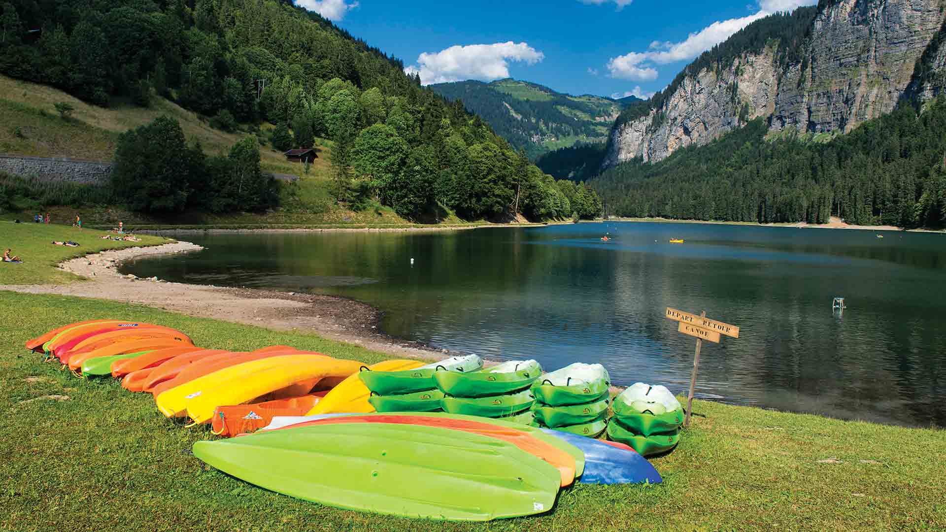 Paddleboarding on beautiful Lac Montriond